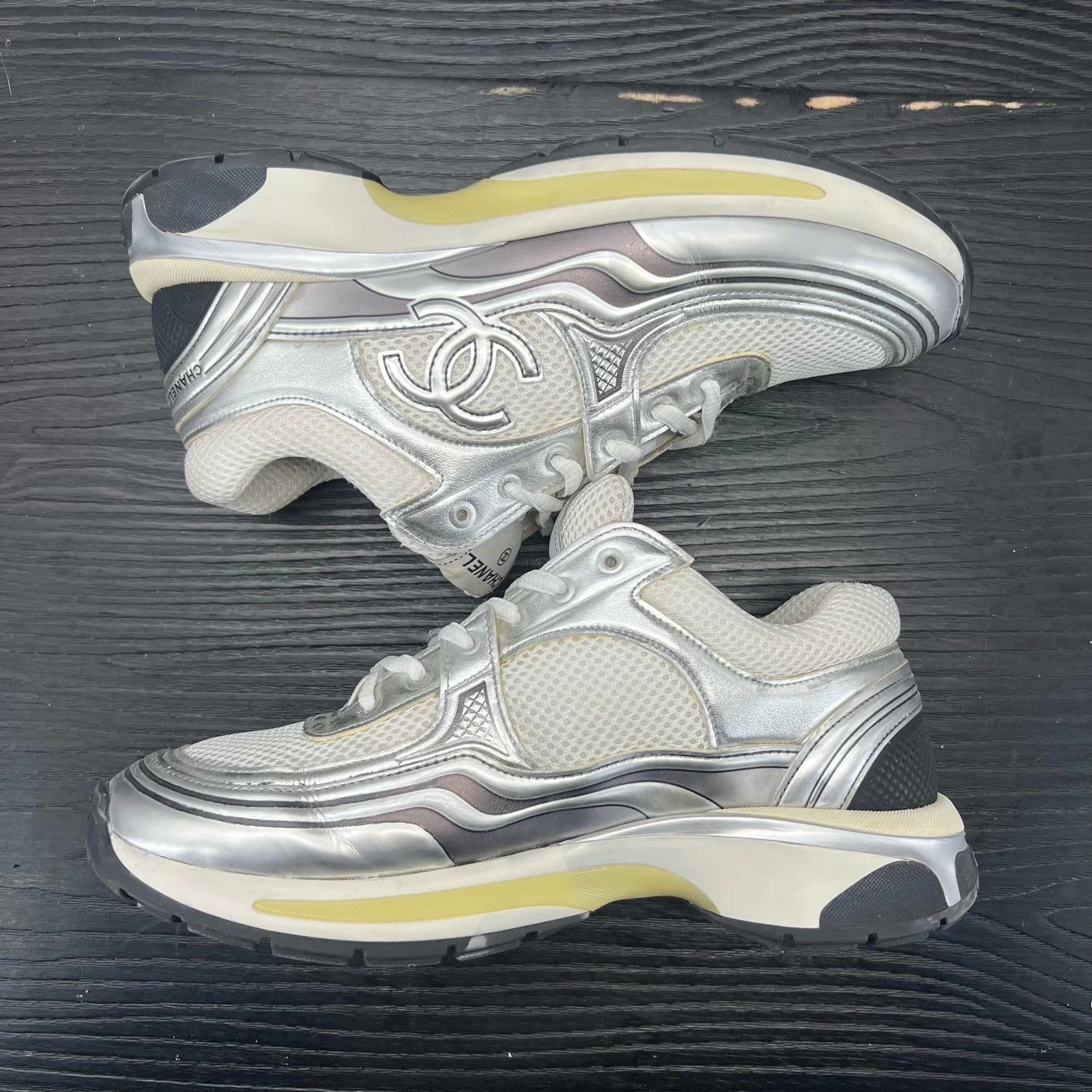 Chanel Chanel 23c Silver Horn King 41 women's shoes Size US 10.5 / IT 40.5 - 2 Thumbnail