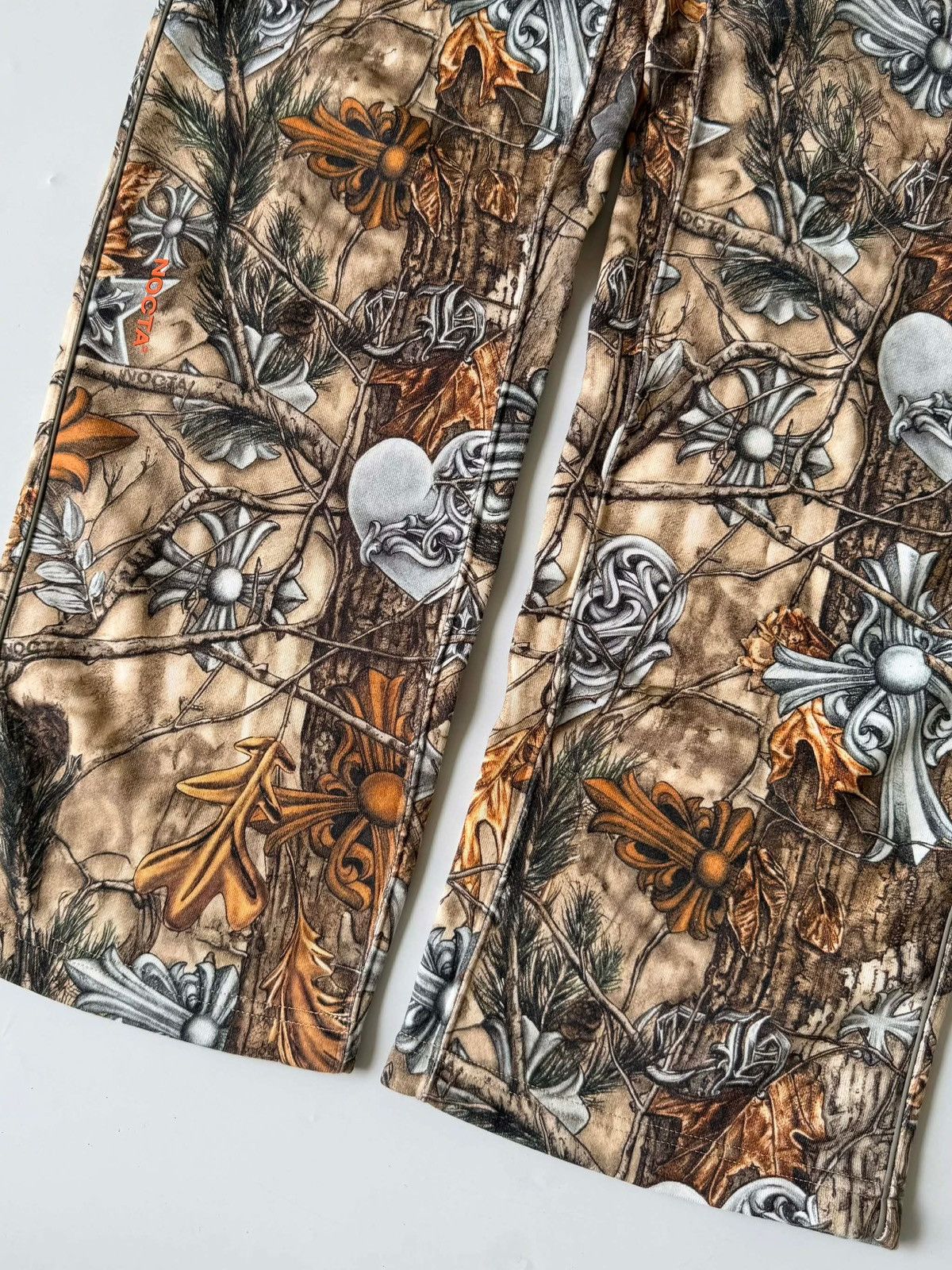 Chrome Hearts × NOCTA × Nike Chrome Hearts Friends&Family Nocta CrossPatchWork Sweatpants Size US 30 / EU 46 - 5 Thumbnail