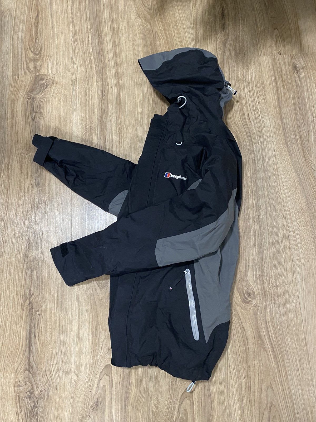 Berghaus Berghaus AQ2 Waterproof GorpCore Insulated Jacket Size: 10 Size M / US 6-8 / IT 42-44 - 14 Thumbnail