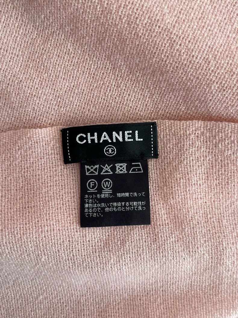 Chanel Chanel Pink big shawl scarf Size ONE SIZE - 3 Thumbnail