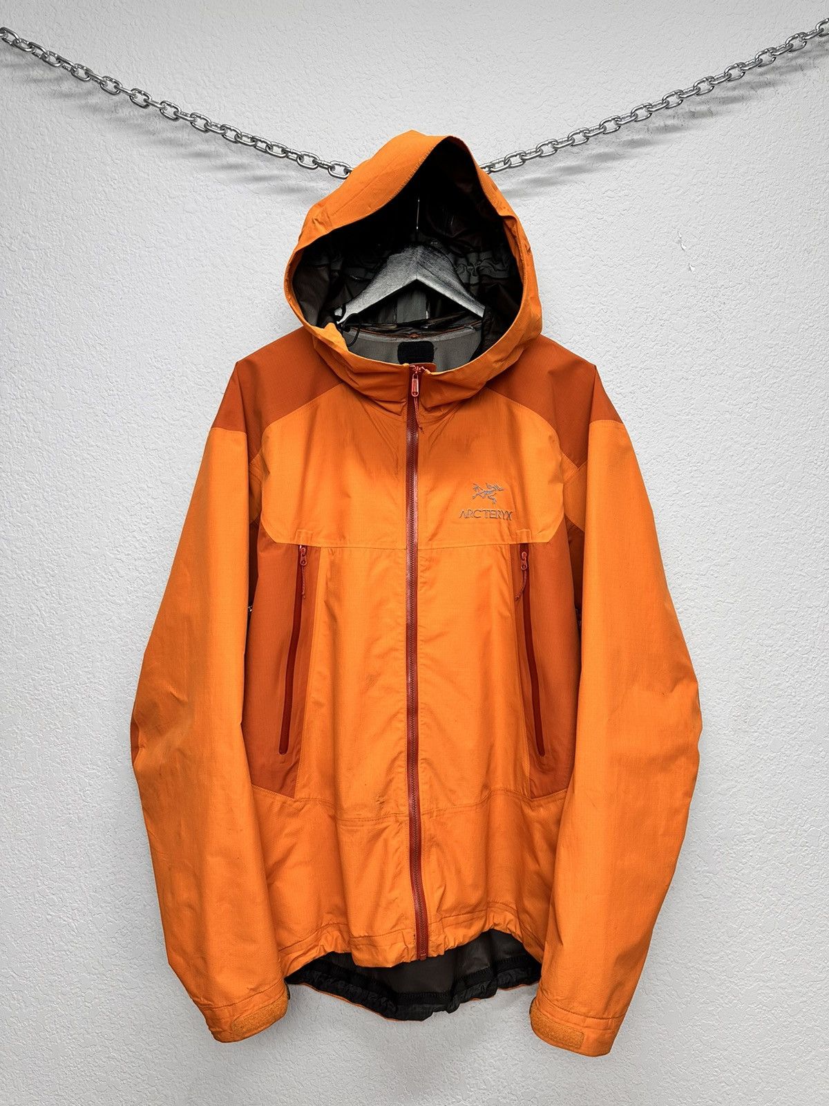 Arc'teryx Vintage Gore-tex Arcteryx Orange Shell Jacket Outdoor Size US XL / EU 56 / 4 - 1 Thumbnail