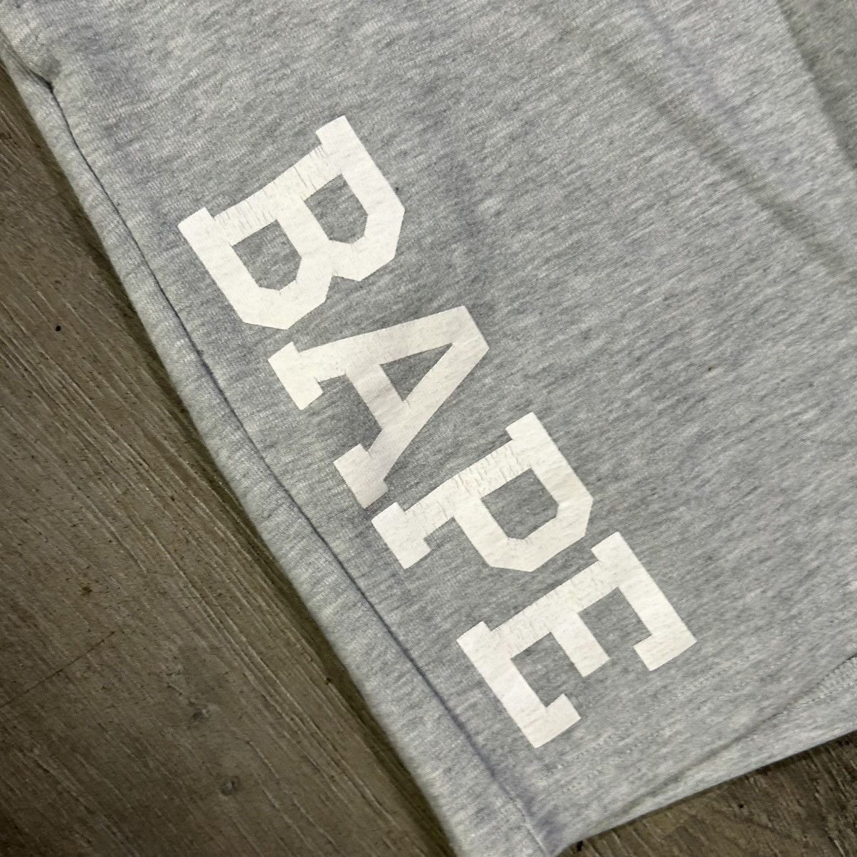 Bape BAPE Shorts Size US 32 / EU 48 - 2 Thumbnail