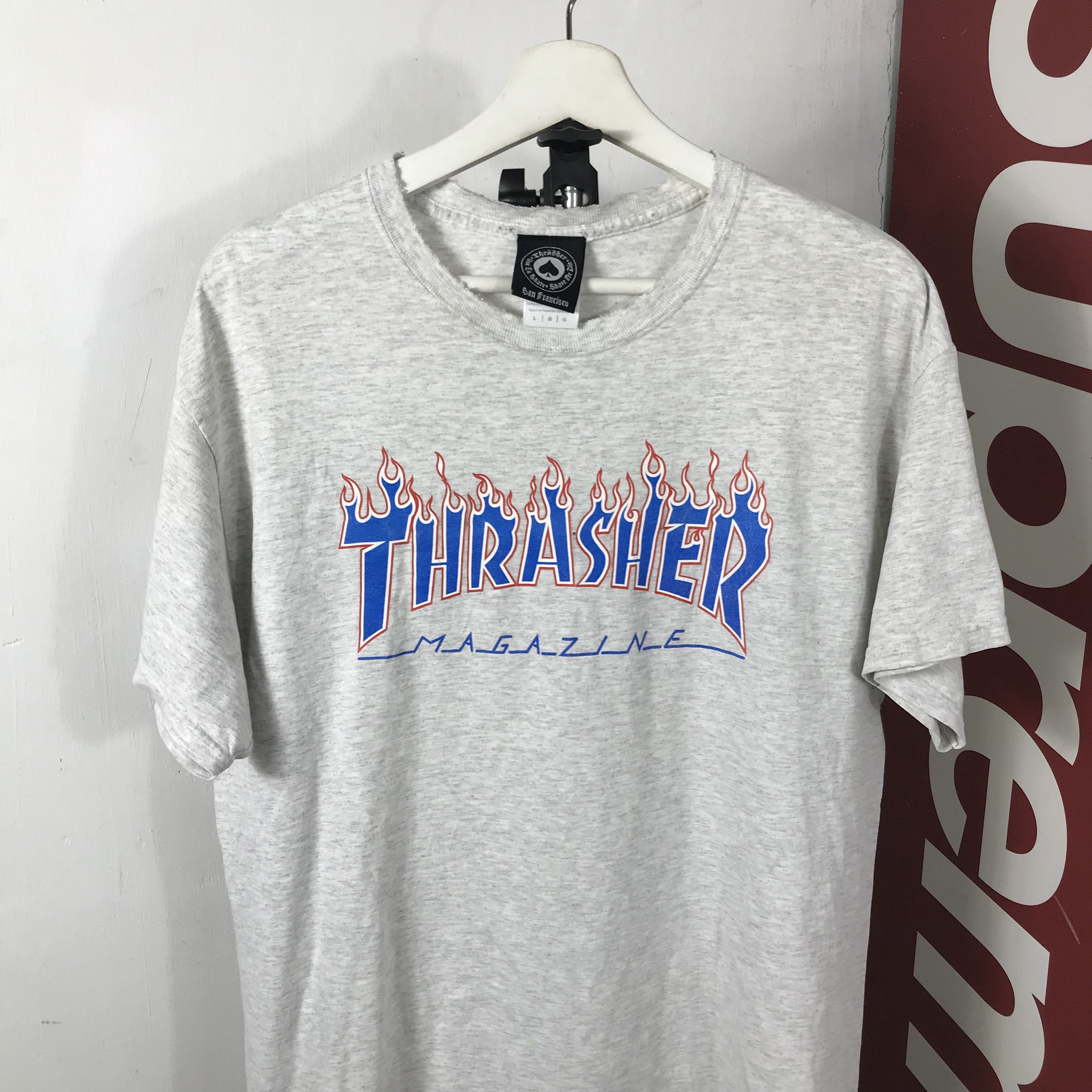 Hook-Ups Vintage Thrasher Skateboard Megazine Sun Faded Tee Size US L / EU 52-54 / 3 - 2 Thumbnail
