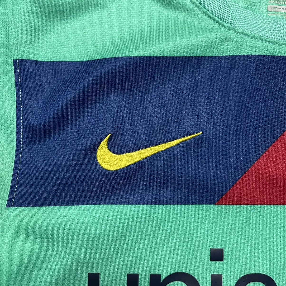 Nike Vintage Nike Messi Barcelona 2010/11 Away Soccer Jersey Size US S / EU 44-46 / 1 - 5 Thumbnail