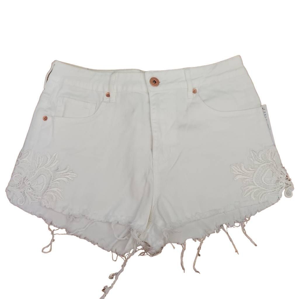Bullhead Denim Co. Bullhead Denim Women s Size 11 White Crochet Detail High Ris Grailed