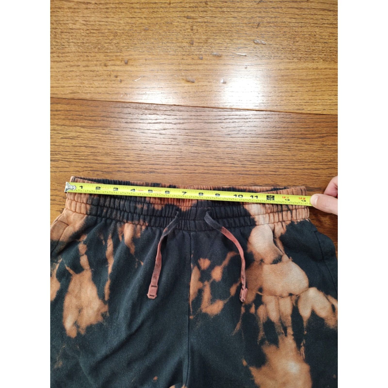 Under Armour Under Armour Sweat Shorts Black Tie Dye Acid Wash Mens Medium Logo Sweat Shorts Tie Dye Athletic Size US 28 / EU 44 - 6 Thumbnail