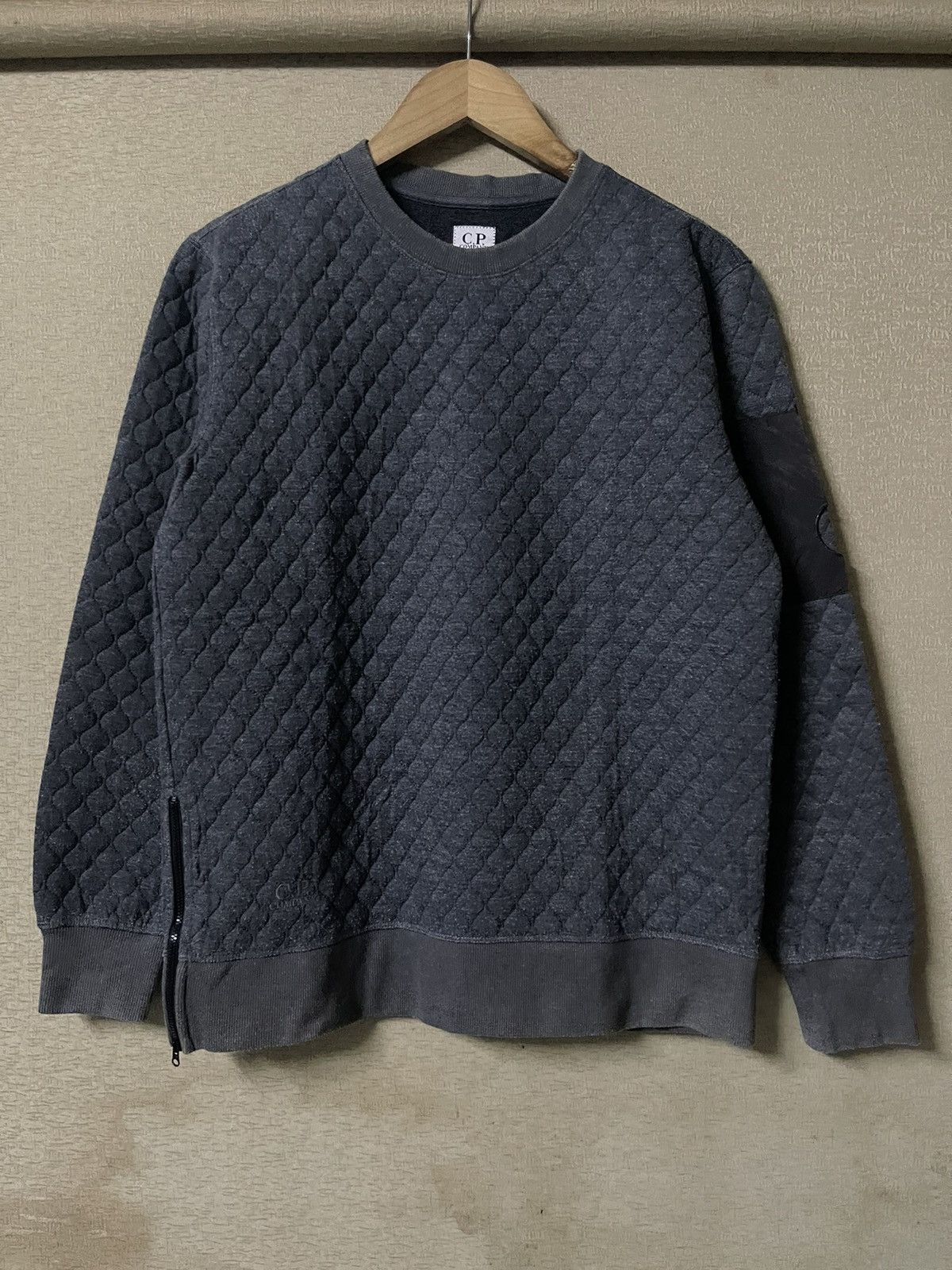 C.P. Company C.P. COMPANY Quilted Crew Neck Sweatshirt Size US M / EU 48-50 / 2 - 1 Thumbnail