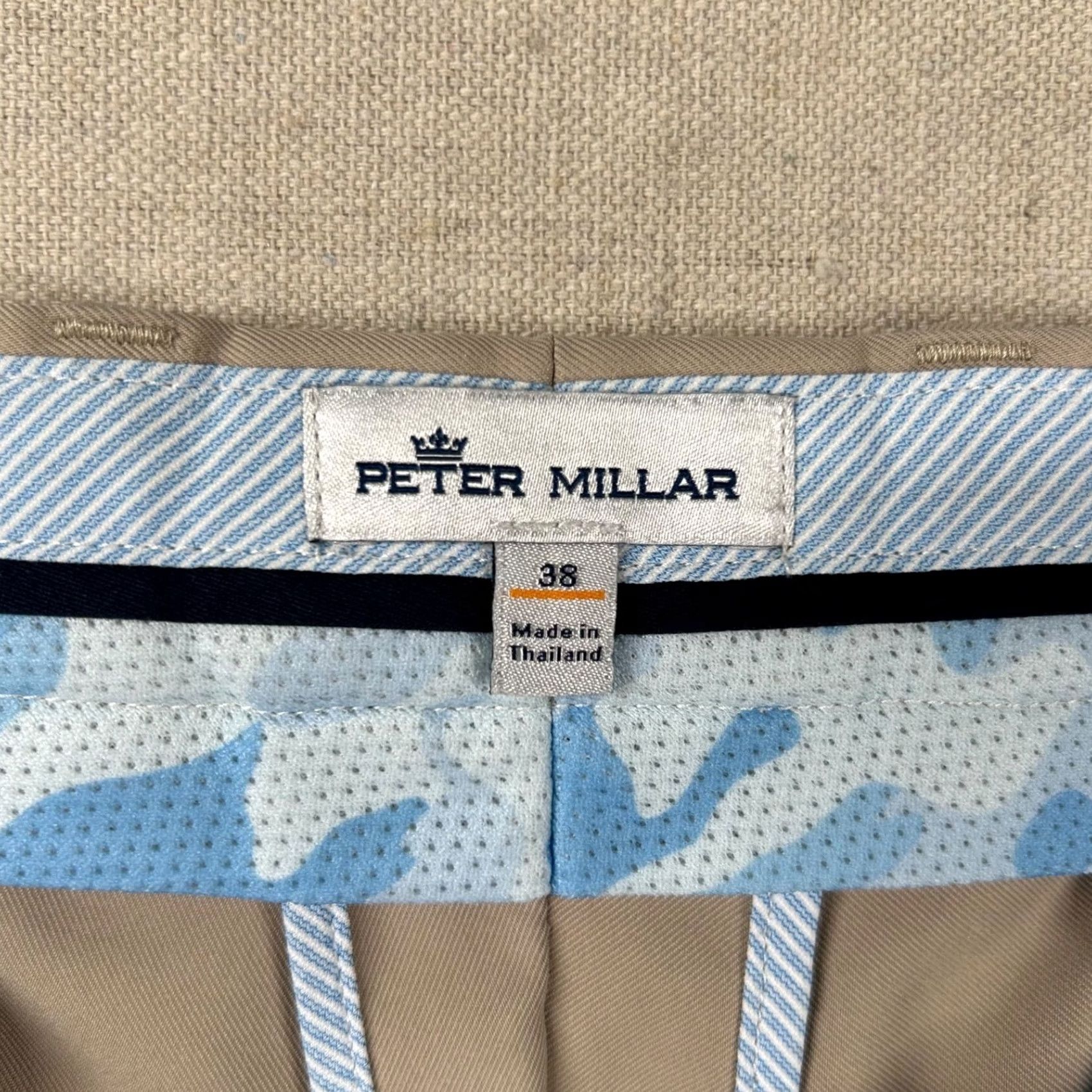 Peter Millar VINTAGE Peter Millar Short Men 38 Flat Front Chino Khaki Performance Polyester Flag Logo Shirt Size US 38 / EU 54 - 5 Thumbnail