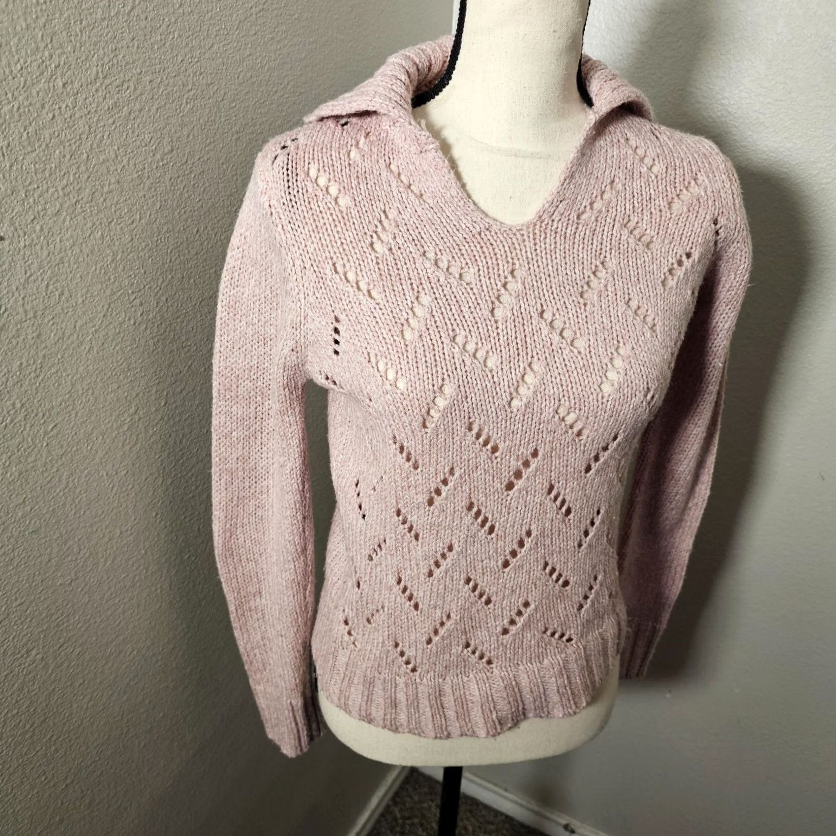 Vintage VINTAGE Bonnie and Bill Sweater Shirt Knit Open-V Neck Pink Wool Blend M Womens Size M / US 6-8 / IT 42-44 - 2 Thumbnail