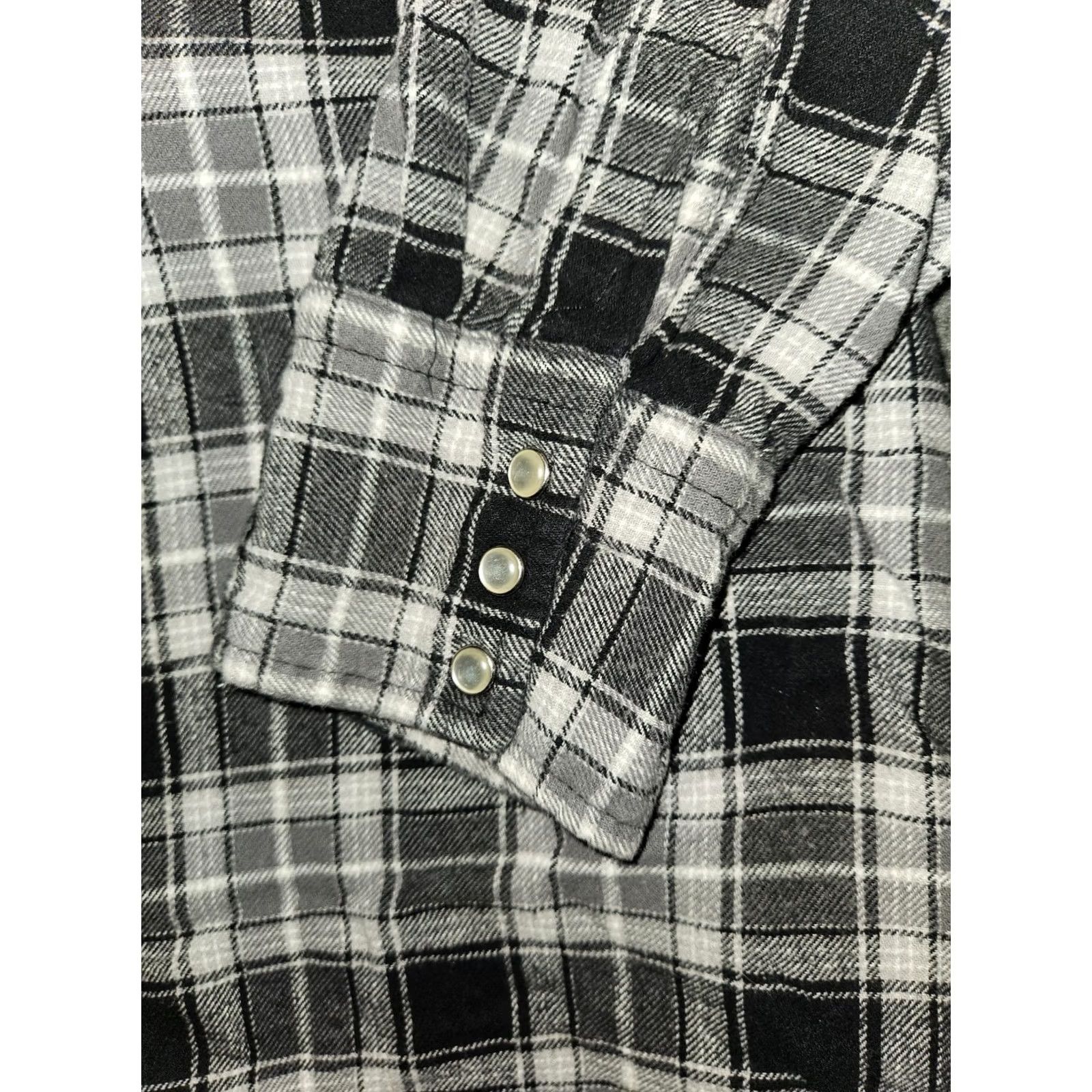 Wrangler Wrangler Shirt Western Plaid Flannel Snap Closure XL Black/Gray Pockets Mens Button-Up Cowboy Outdoor Pattern Flannel Size US XL / EU 56 / 4 - 5 Thumbnail