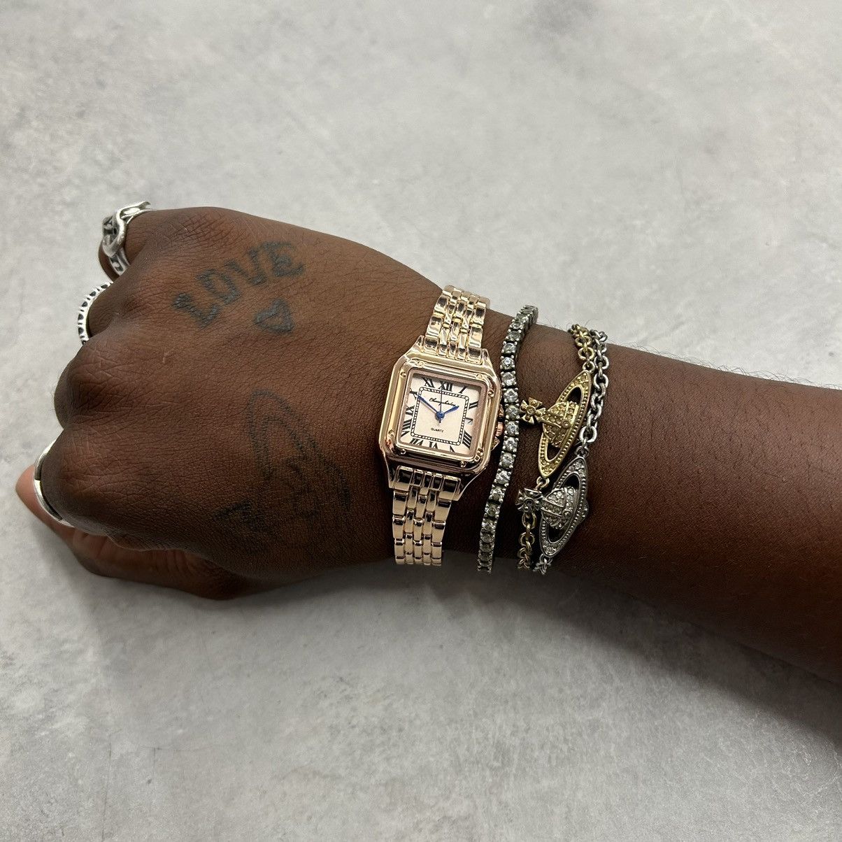 Vintage Vintage 90s retro luxury style quartz rose gold watch Size ONE SIZE - 4 Thumbnail