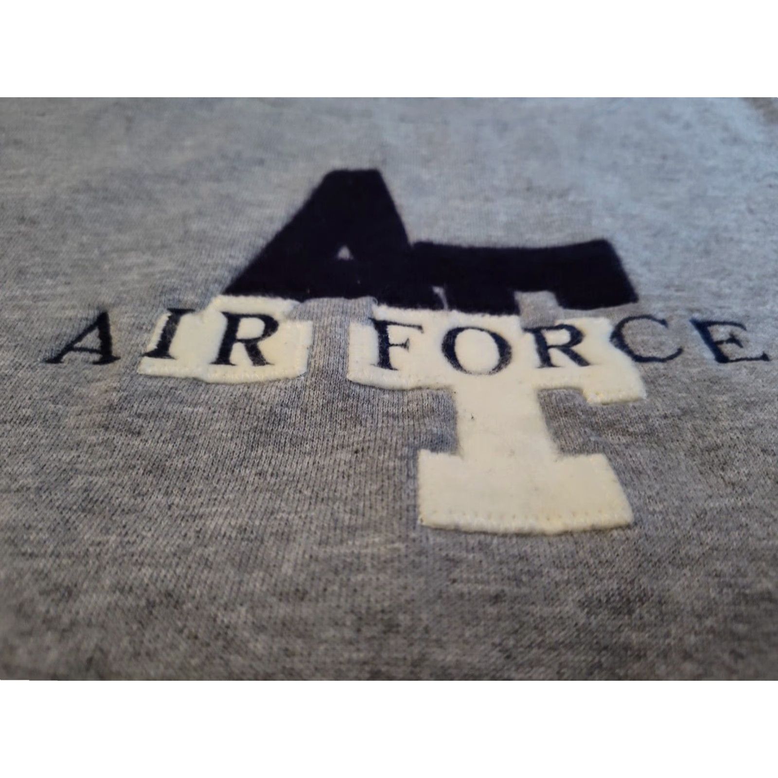 Jansport Vintage Yes JanSport USA Air Force Puff Logo Sweatshirt XL Gray Crewneck Felt Size US XL / EU 56 / 4 - 5 Thumbnail