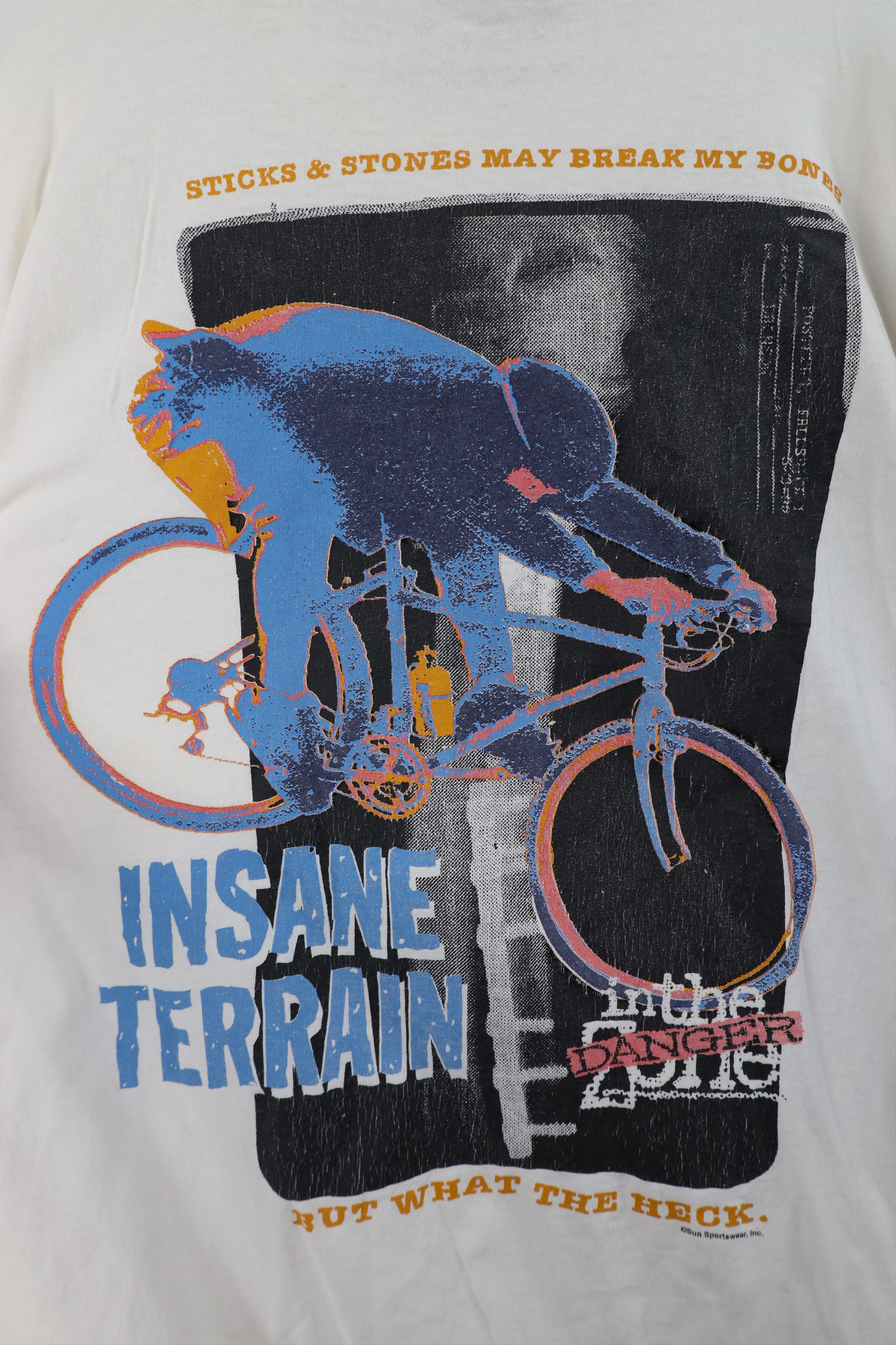 Vintage Vintage 90s In The Danger Zone Mountain Biking T-Shirt White Size US XL / EU 56 / 4 - 11 Thumbnail