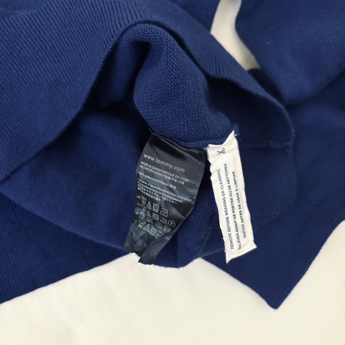 Tommy Hilfiger Tommy Hilfiger Knitwear V Neck Size US M / EU 48-50 / 2 - 4 Thumbnail