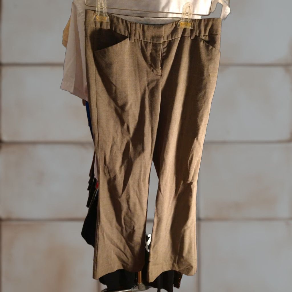 Vintage VINTAGE Ladies Express Editor Business Dress Pants 0S Cropped Poly Blend Brown Women Size 25" / US 0 / IT 36 - 1 Thumbnail