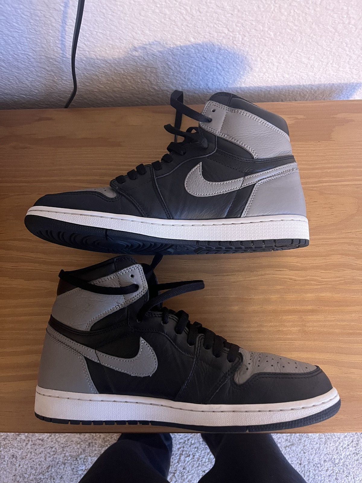 Jordan Brand × Nike Jordan 1 OG Shadow High Size US 10.5 / EU 43-44 - 1 Thumbnail
