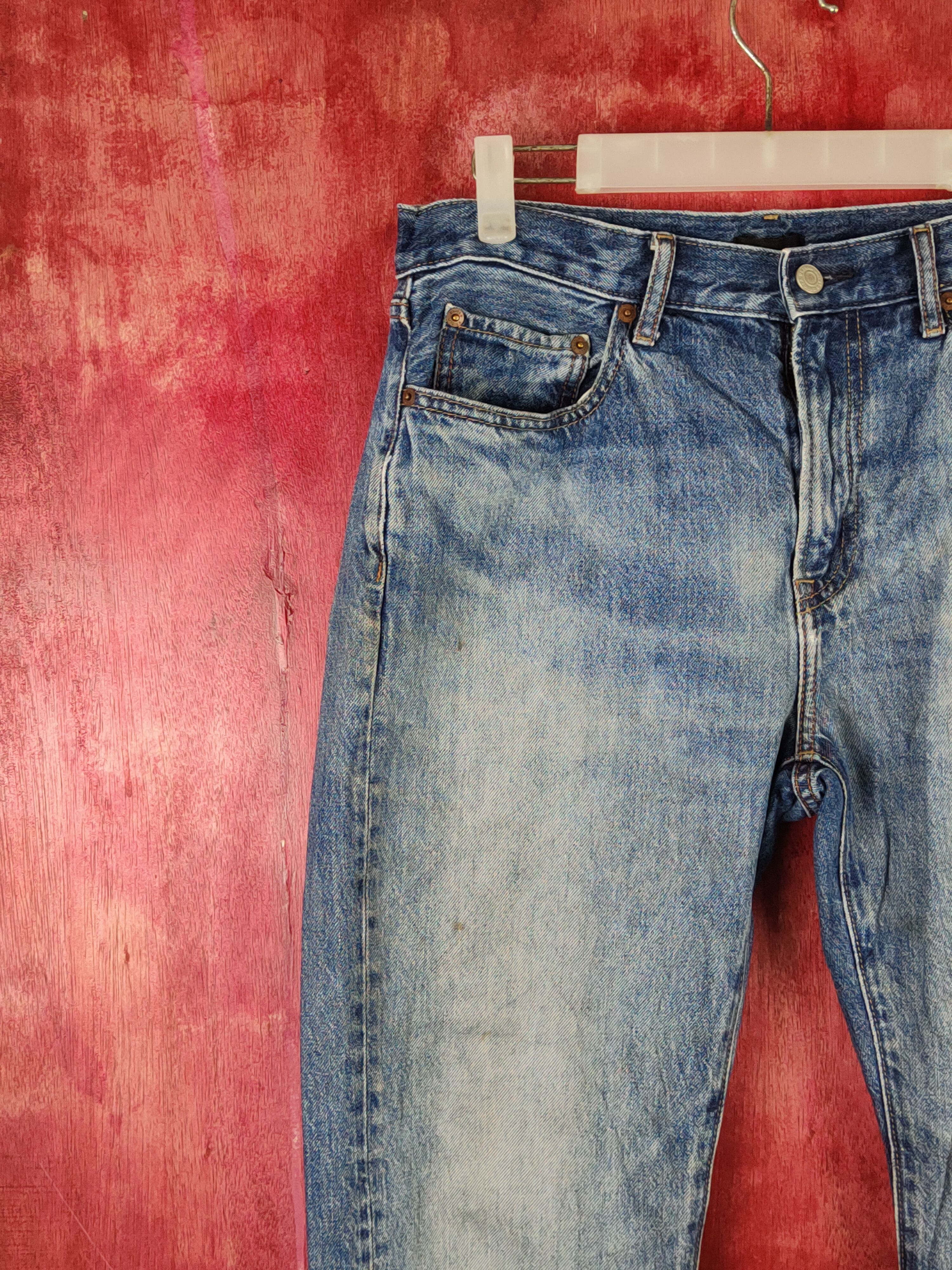 Japanese Brand Uniqlo Blue Faded Distressed Ripped Jeans #S1641 Size US 32 / EU 48 - 3 Thumbnail