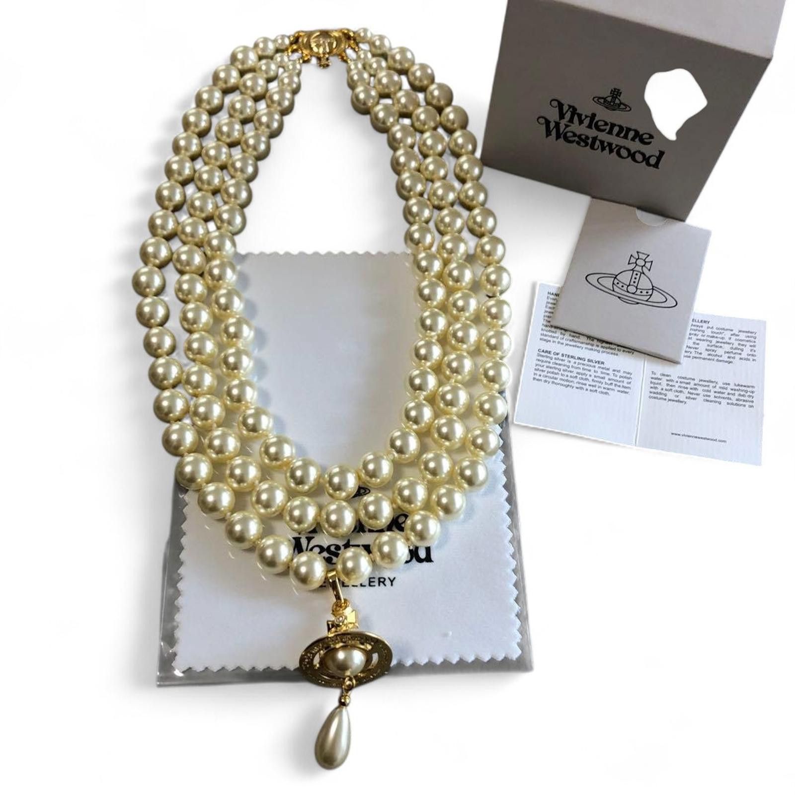 Vivienne Westwood Vivienne Westwood - Triple Strand Pearl Necklace Orb Size ONE SIZE - 6 Thumbnail