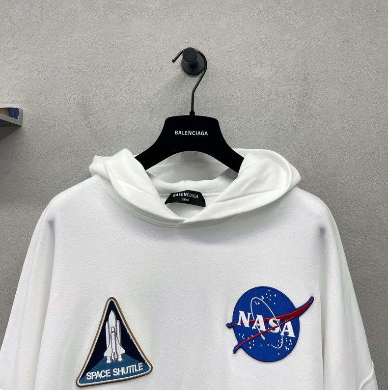 Balenciaga Balenciaga White sweater Size US XS / EU 42 / 0 - 4 Thumbnail