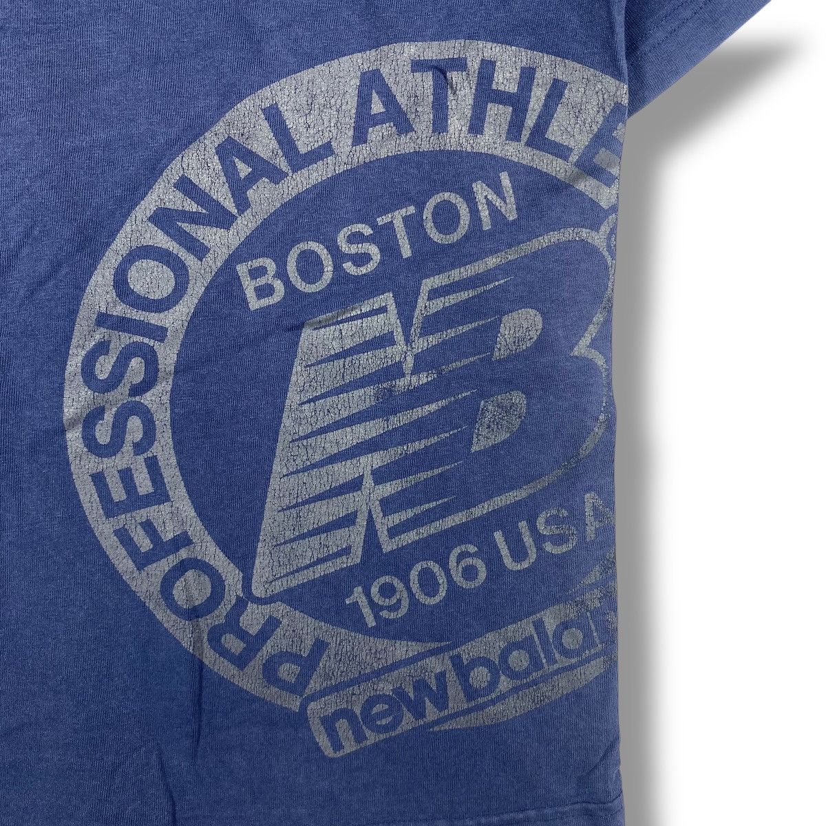 New Balance Vintage NEW BALANCE Athletic Gear Faded Tee Shirt Size US M / EU 48-50 / 2 - 6 Thumbnail