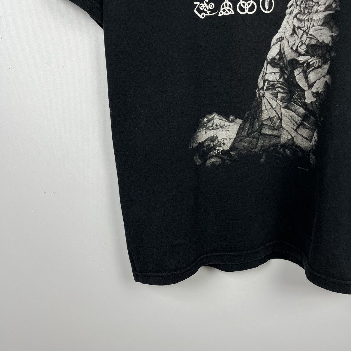 Band Tees Vintage Led Zeppelin rock band tee 2001 Size US M / EU 48-50 / 2 - 4 Thumbnail
