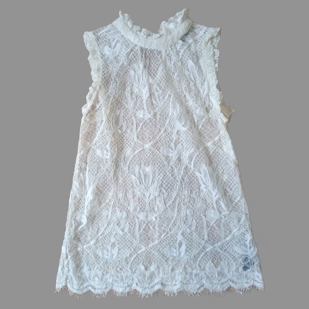 Vintage WHO WHAT WEAR Blouse Sleeveless Mock Neck Lace Ivory Cream Small Womensлег Size S / US 4 / IT 40 - 1 Thumbnail