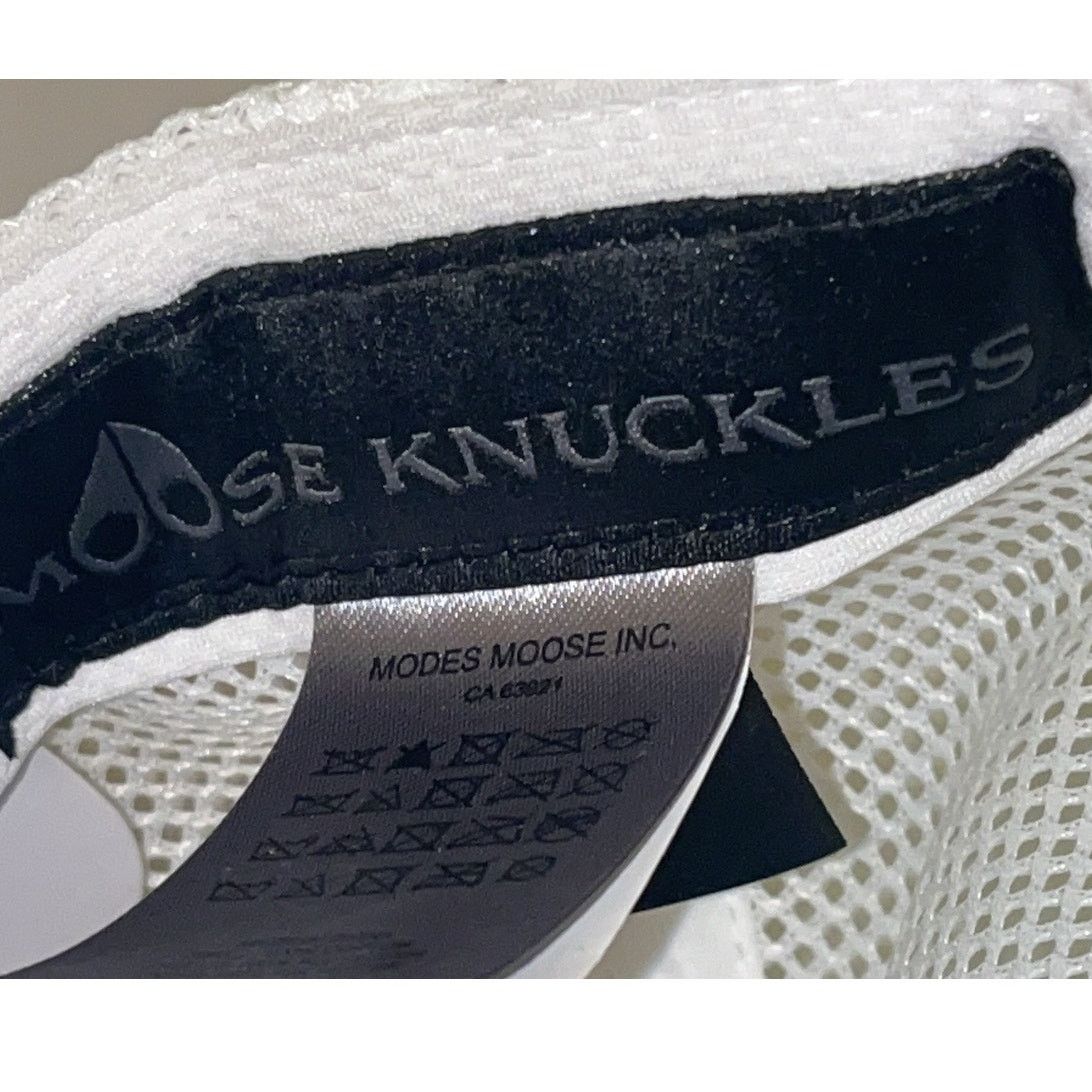 Moose Knuckles Moose Knuckles Augustine Cap White Hat - OS - NWT Size ONE SIZE - 10 Thumbnail