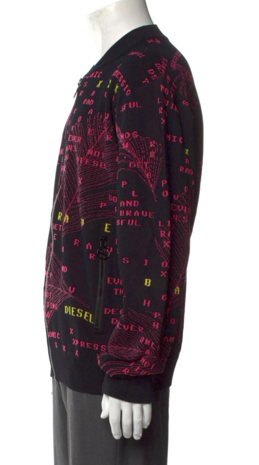Diesel Diesel text print cardigan in black and pink Size: XL Size US XL / EU 56 / 4 - 3 Thumbnail