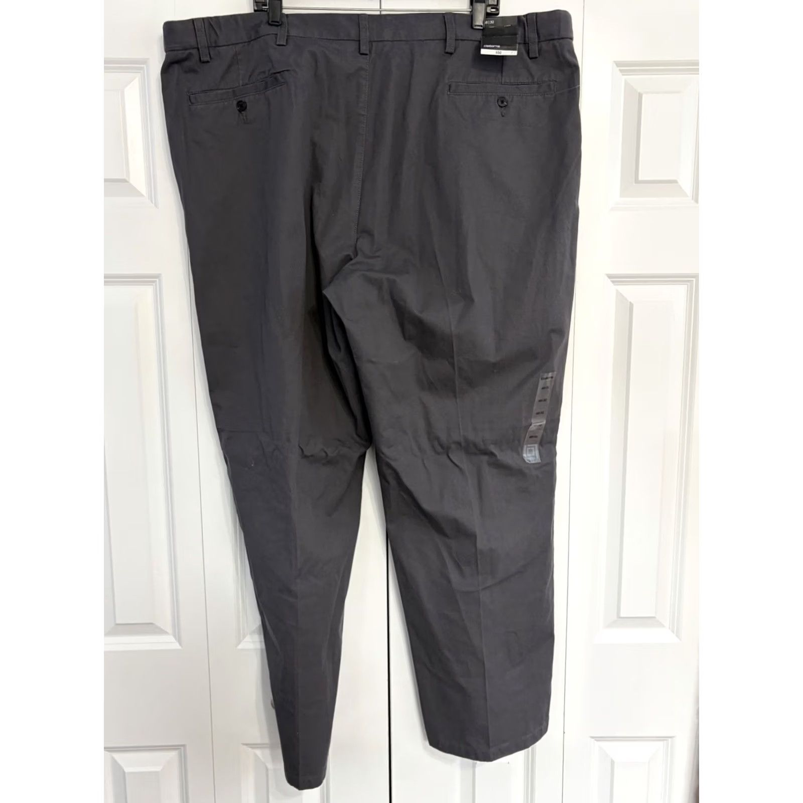 Liz Claiborne NWT Claiborne Pants Forged Iron Gray 48x32 Classic Fit Mens Khakis 32in Inseam Size US 32 / EU 48 - 2 Thumbnail