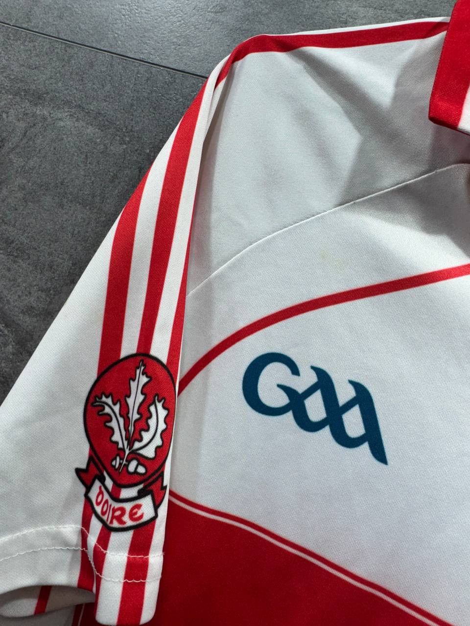 O'Neill GAELIC FOOTBALL GAA DERRY FOOTBALL SHIRT JERSEY O'NEILLS Size US S / EU 44-46 / 1 - 3 Thumbnail