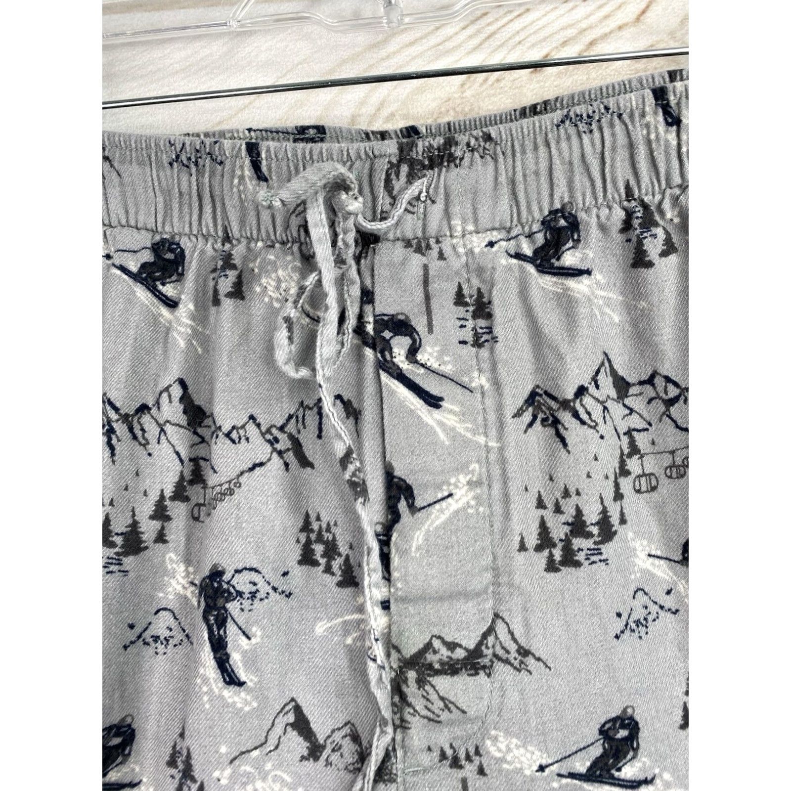 Lands' End Lands' End Mens Pajama Pants L Gray Mountains Ski Resort Print Flannel 100% Cotton Winter Holiday Christmas Man Reg Sim Tee Size US 33 - 2 Thumbnail