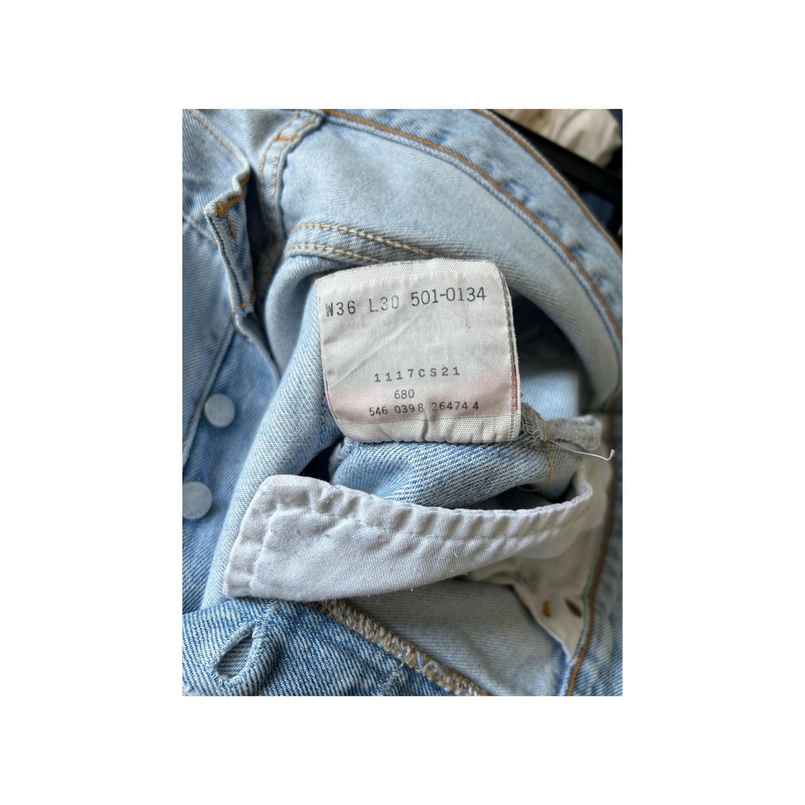 Levi's Levi's 501 W36 L30 USA Made 90s Light Wash Raw Hem Archive Size US 36 / EU 52 - 10 Thumbnail