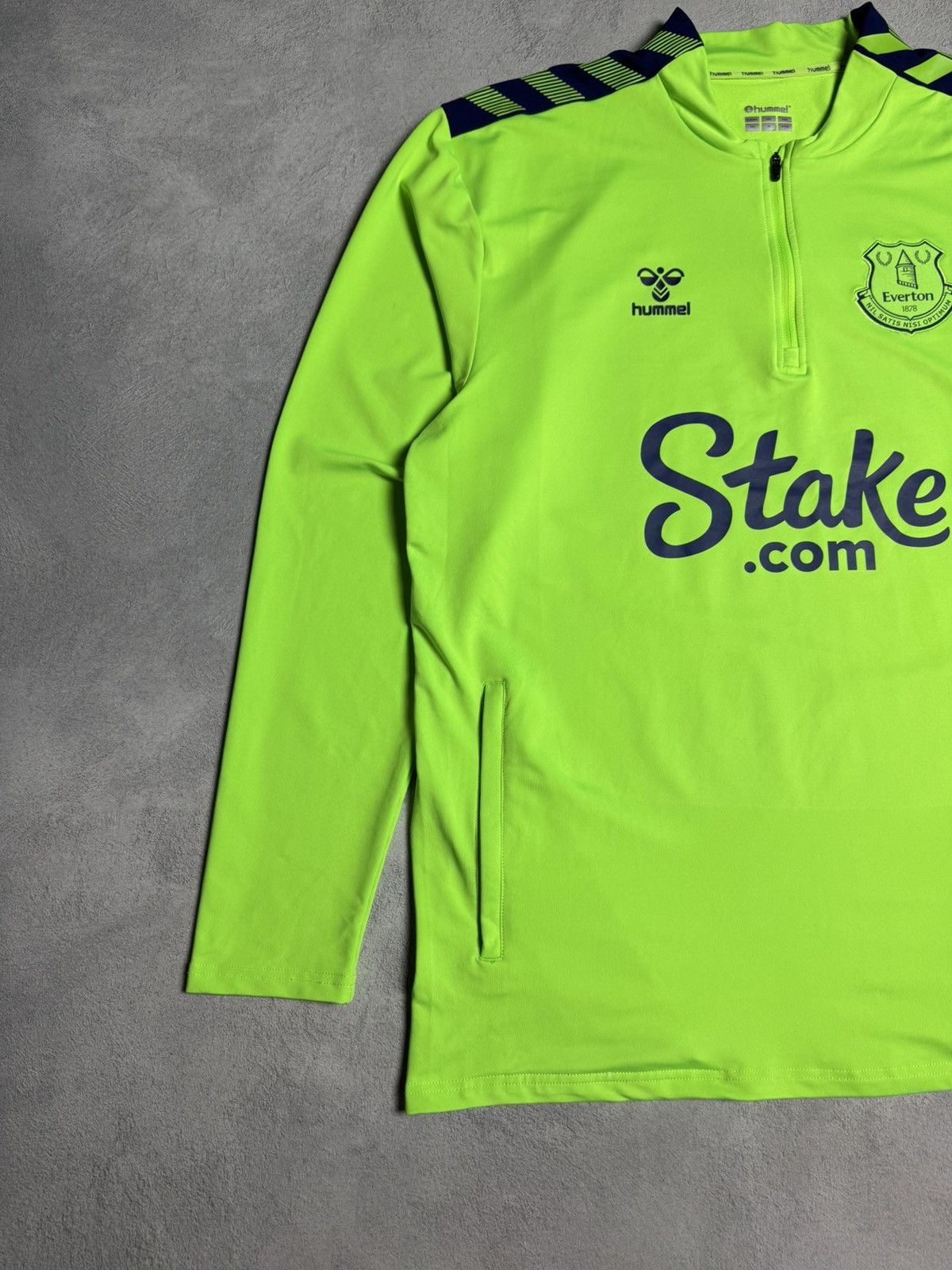 Hummel Everton 2022 2023 Training Football Soccer Top Hummel Size US XXL / EU 58 / 5 - 5 Thumbnail
