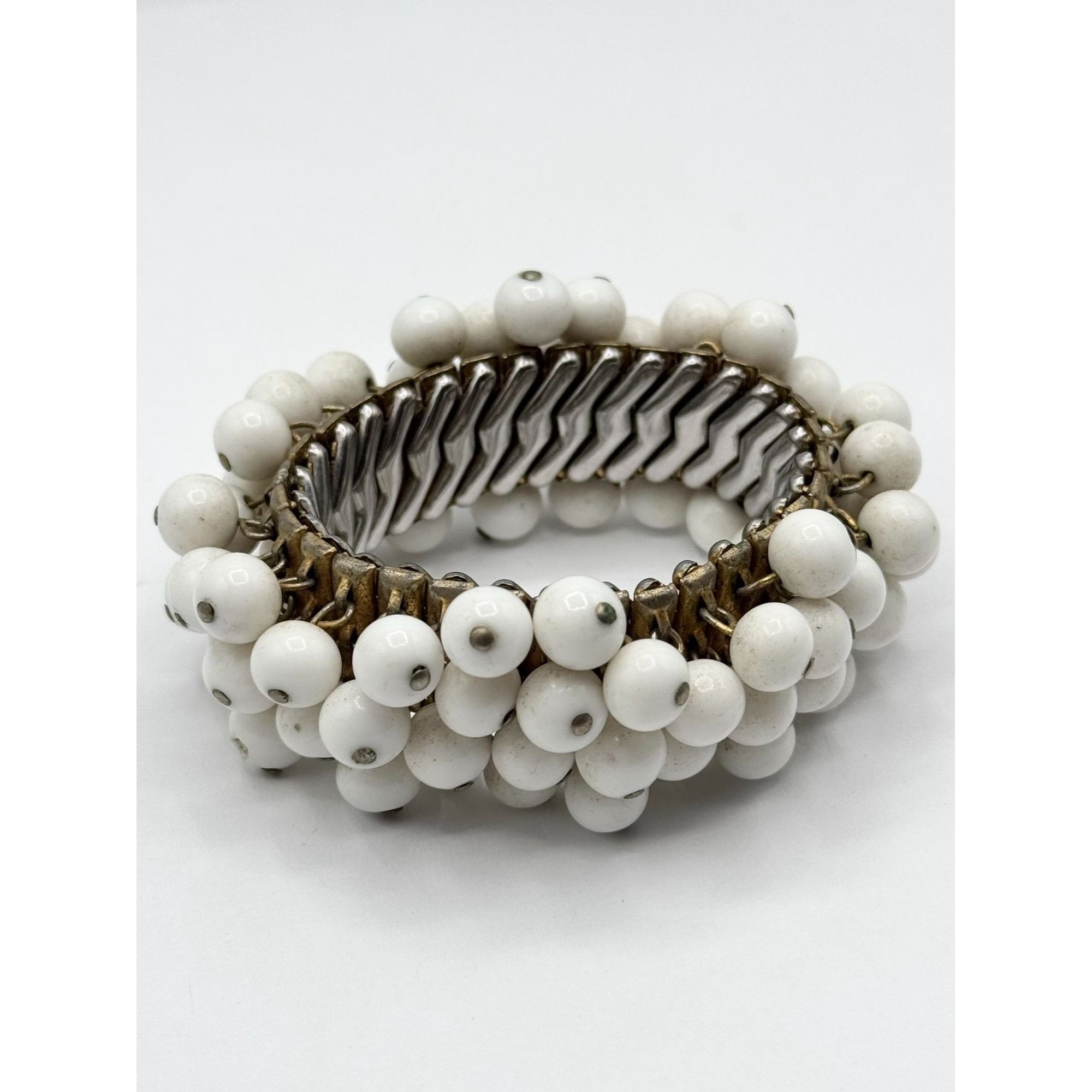 Vintage Vintage Capri cha cha milk glass beaded expansion bracelet Size ONE SIZE - 3 Thumbnail