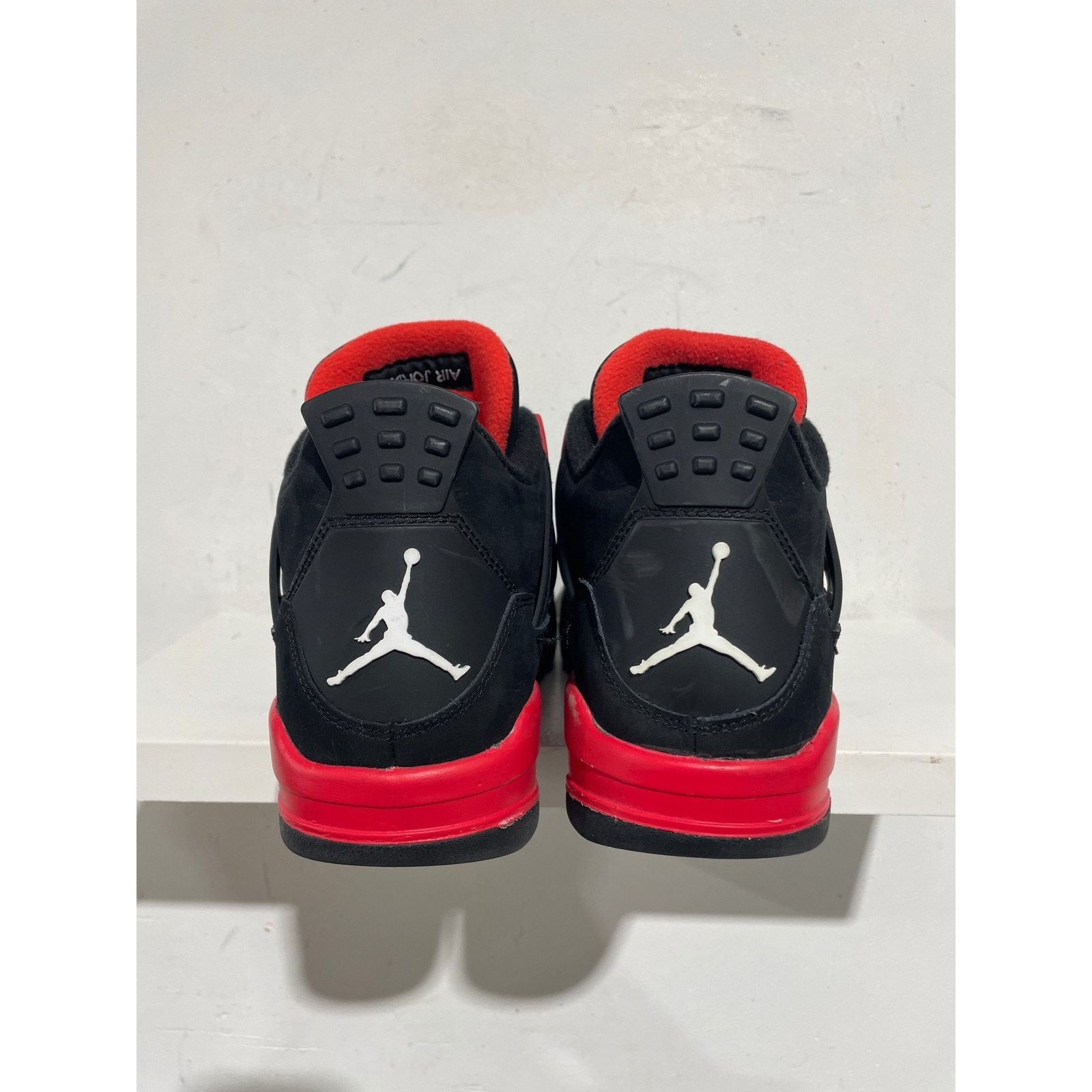 Nike NIKE JORDAN 4 RED THUNDER SIZE 7Y PREOWNED Size US 7 / EU 40 - 4 Thumbnail