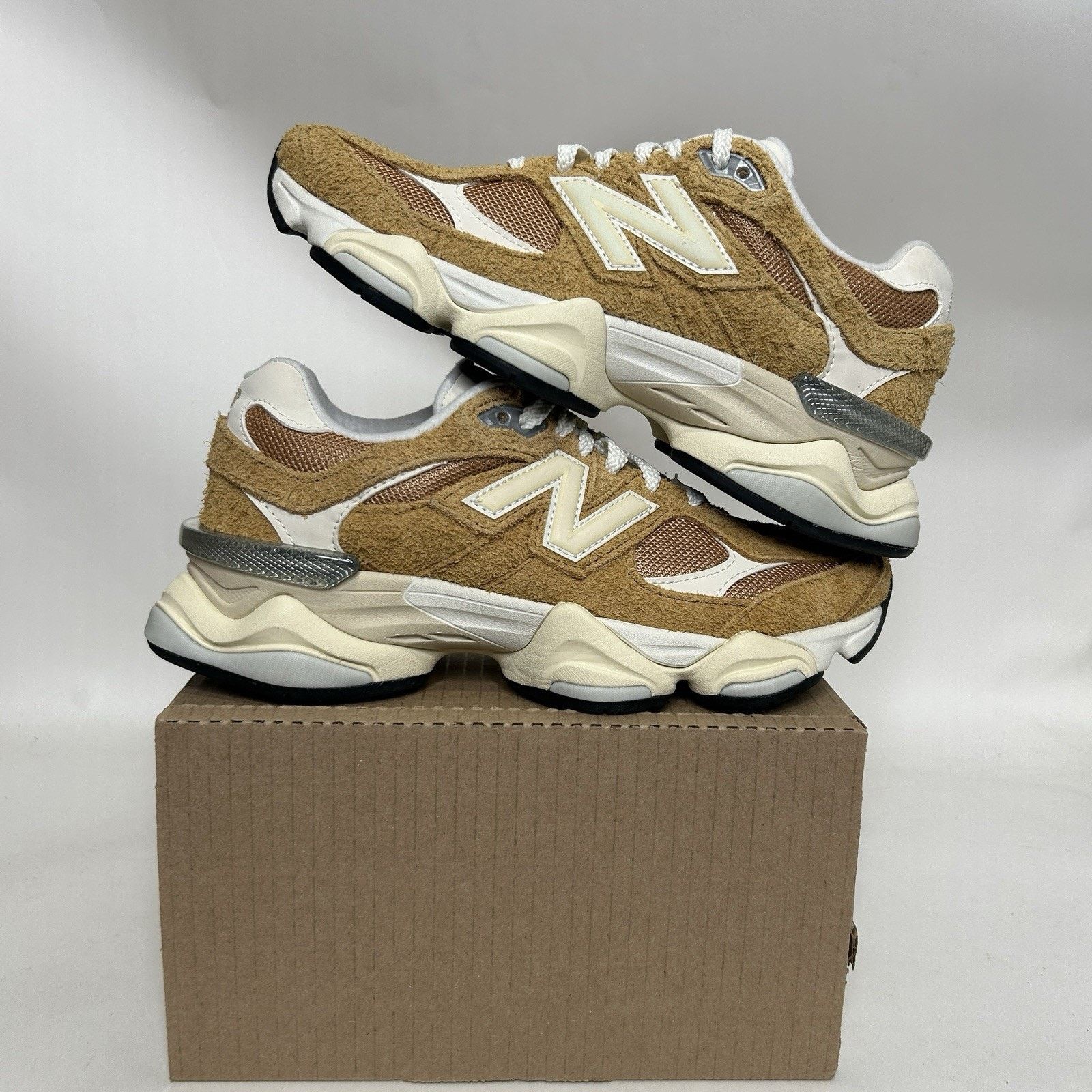 New Balance New Balance 9060 Unisex “Great Plains” U9060HMT Size US 6.5 / IT 36.5 - 1 Thumbnail