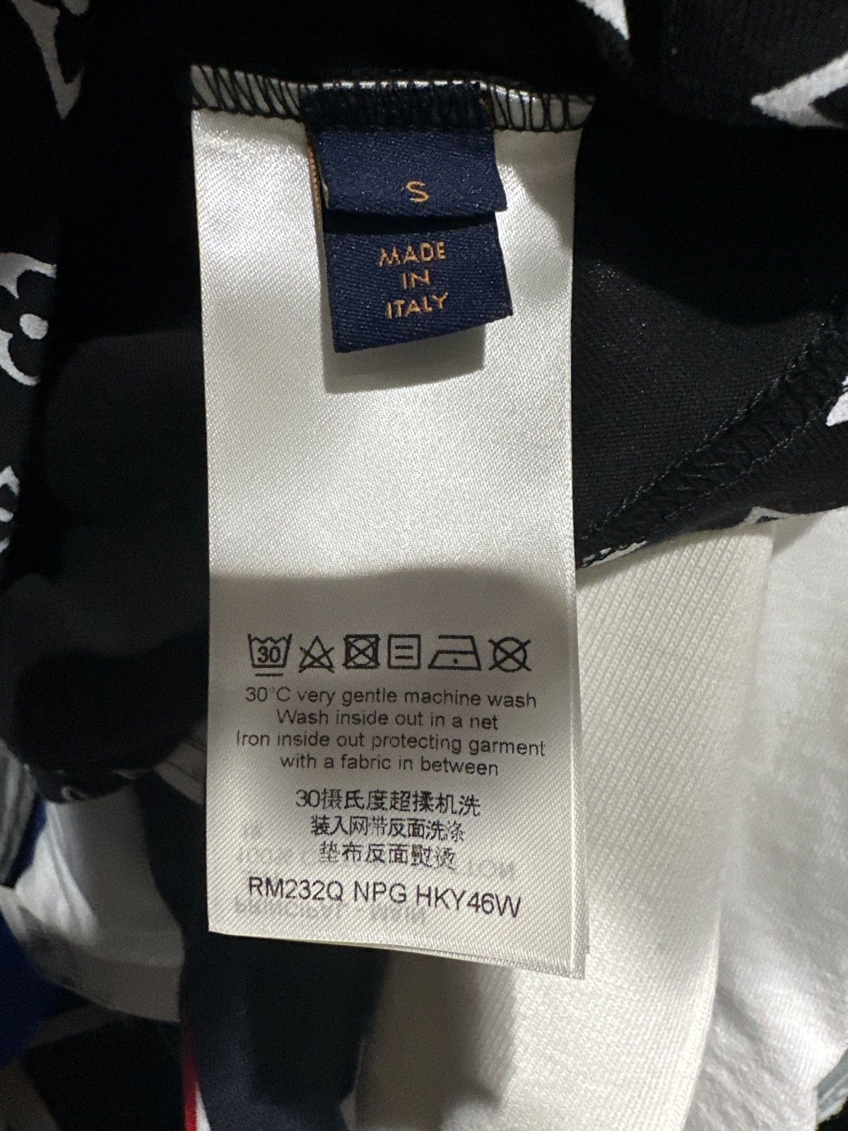 Louis Vuitton Louis Vuitton LVSE Monogram Gradient T-Shirt Size US S / EU 44-46 / 1 - 5 Thumbnail