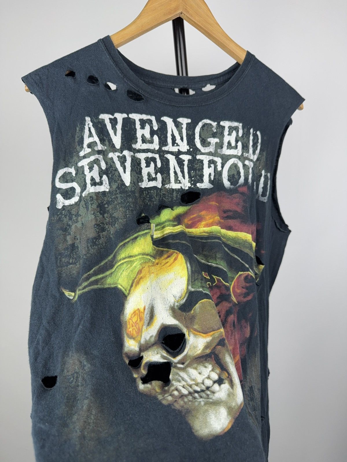 Band Tees 💀Vintage 00s Avenged Sevenfold Distressed Cutoff Band Tee Size US M / EU 48-50 / 2 - 7 Thumbnail