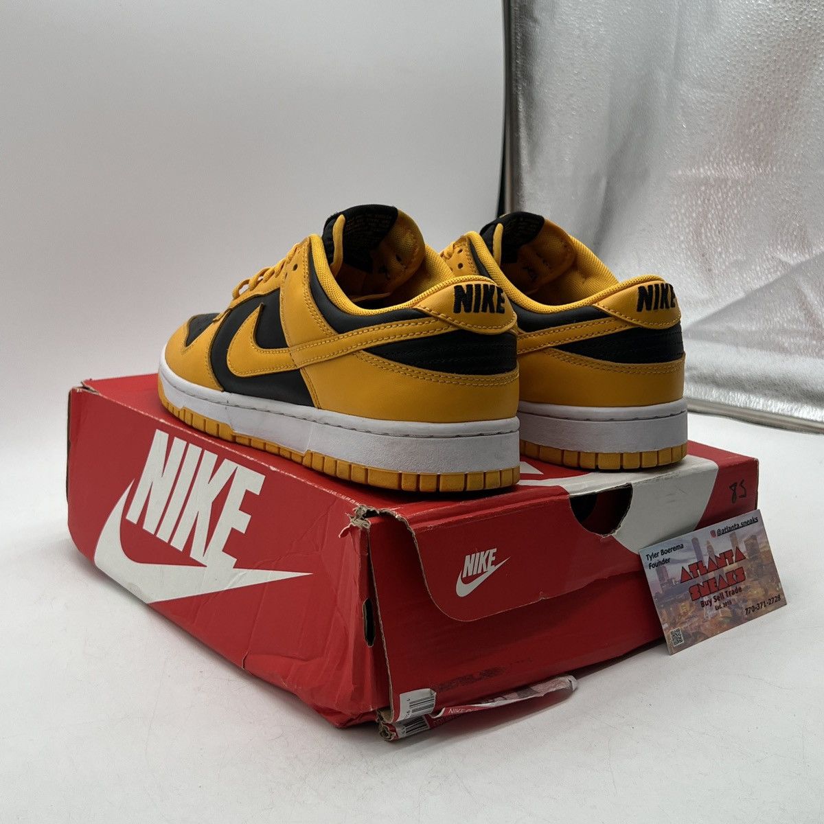 Nike Nike dunk low goldenrod Size US 9.5 / EU 42-43 - 4 Thumbnail