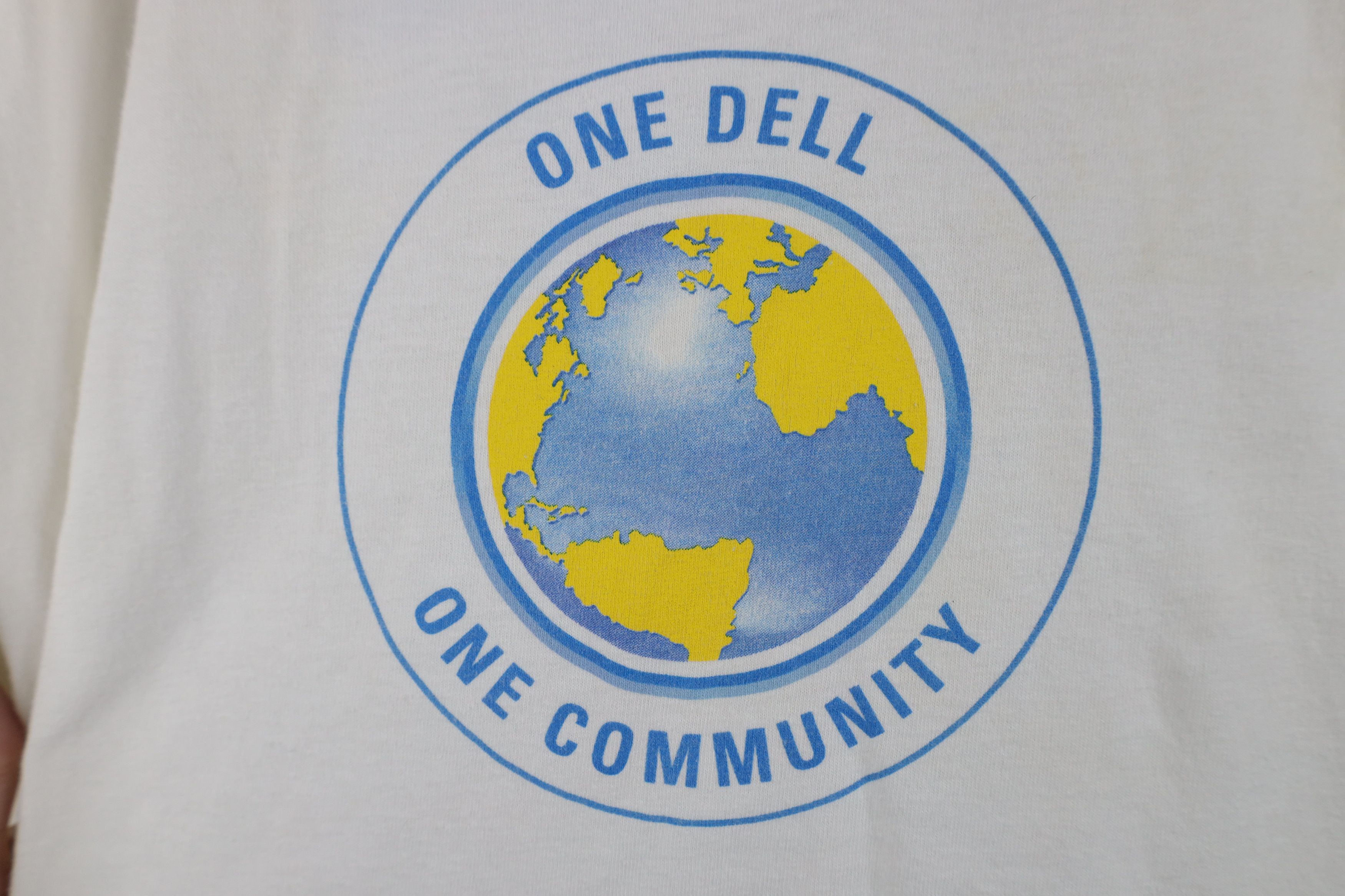 Vintage Vintage 90s One Community Earth Day Dell Computers T-Shirt Size US XL / EU 56 / 4 - 4 Thumbnail