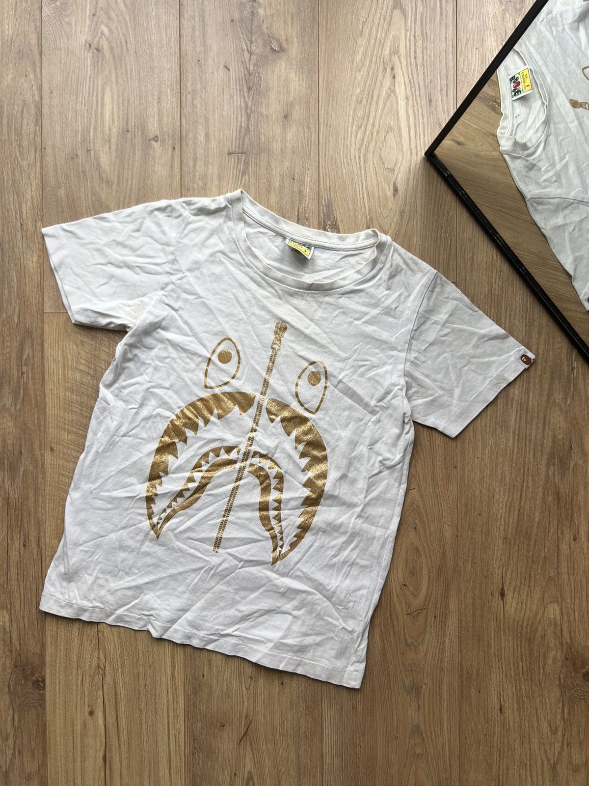 Bape BAPE LADIES GOLDEN SHARK JAWS TEE Size S / US 4 / IT 40 - 1 Thumbnail