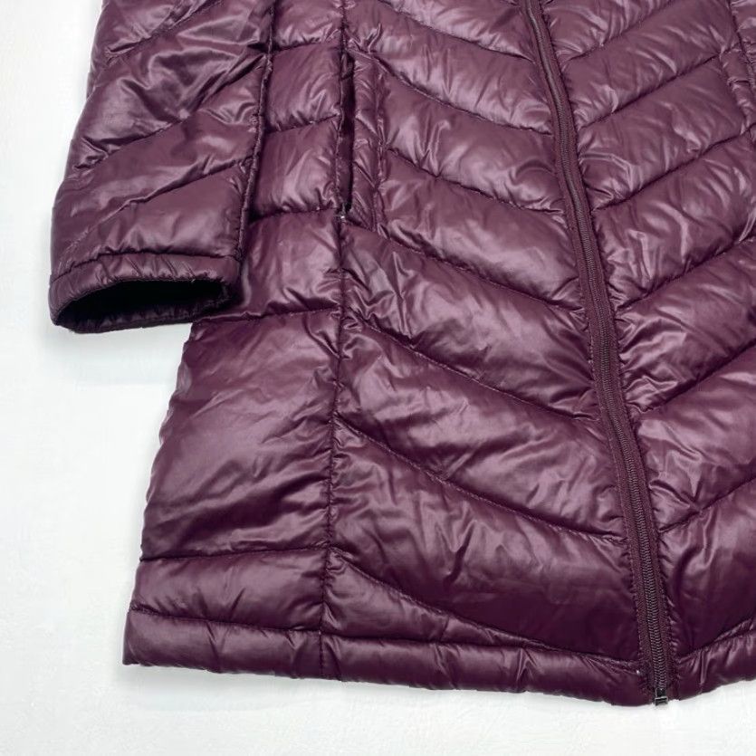 Calvin Klein Calvin Klein Down Puffer Jacket Womens Medium Maroon Long Hooded Packable Light Size M / US 6-8 / IT 42-44 - 3 Thumbnail