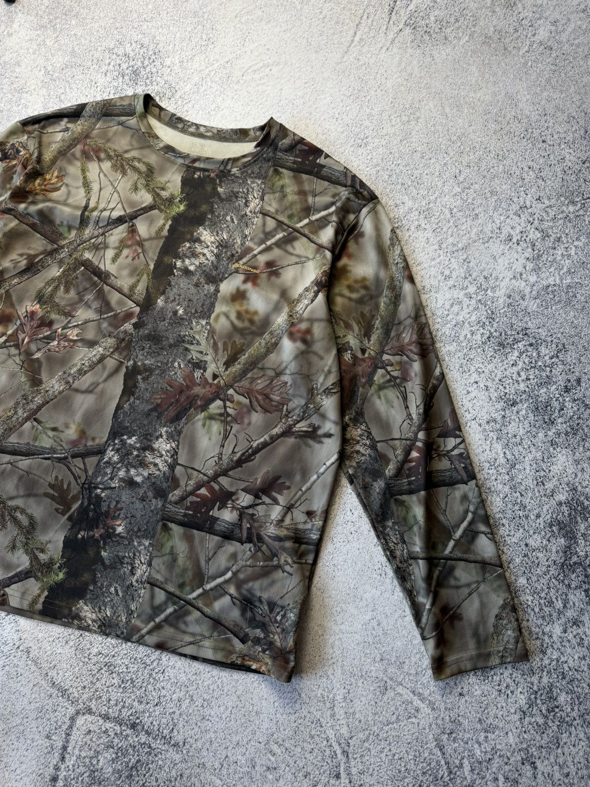 Realtree Vintage 90s Thrashed Realtree Longsleeve USA Size US XL / EU 56 / 4 - 4 Thumbnail