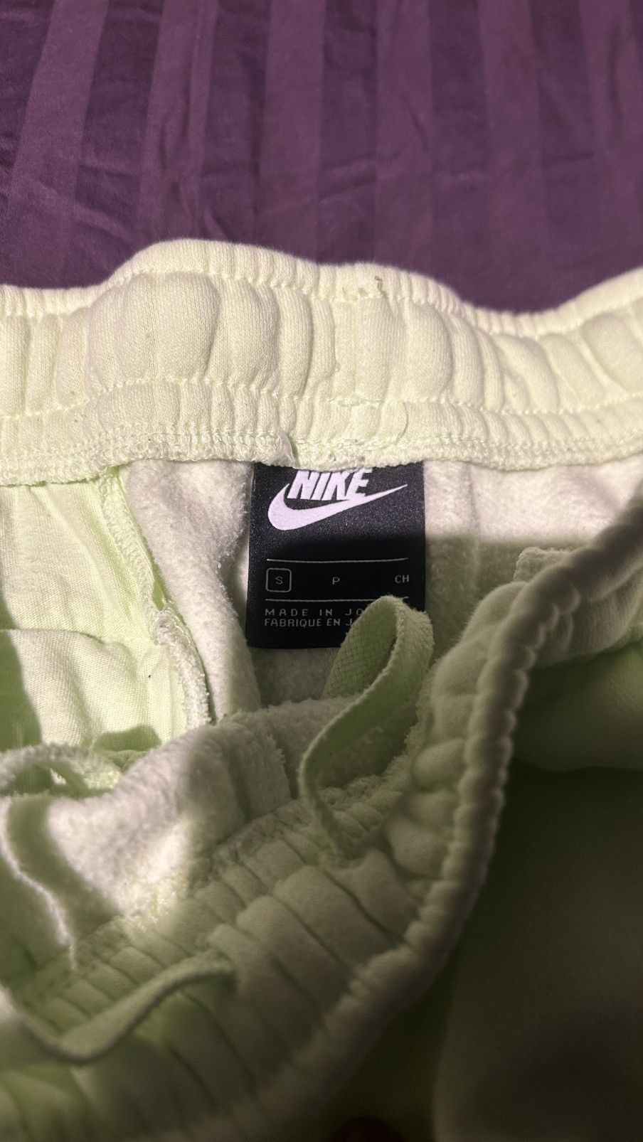 Nike Light Green Nike Sweats Sm Size US 28 / EU 44 - 2 Thumbnail