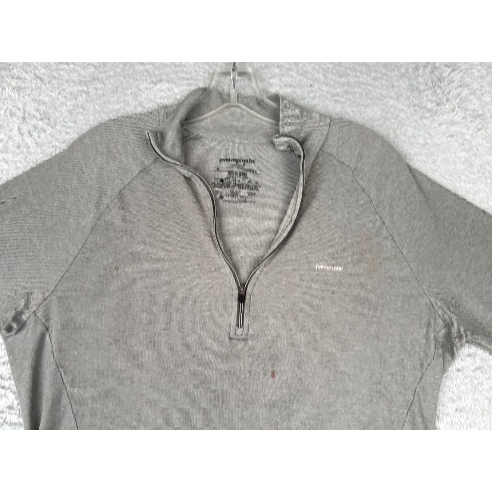 Patagonia Patagonia Shirt Women Medium Gray Capilene 2 Polyester 1/4 Zip Long Sleeve Womens Size M / US 6-8 / IT 42-44 - 4 Thumbnail