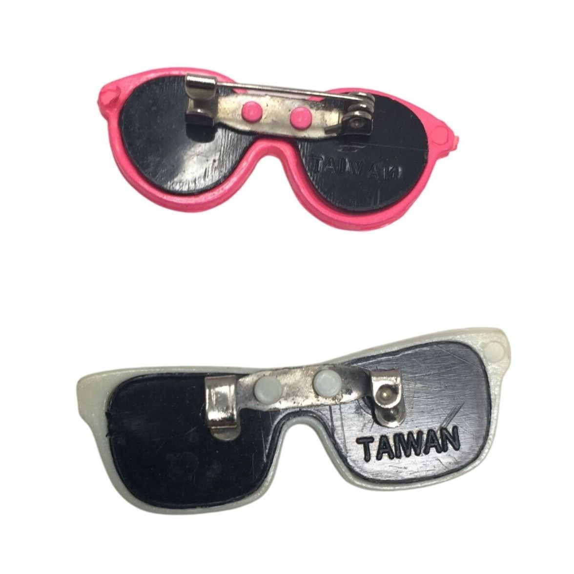 Other Vintage Collectible Small Sunglasses Pins (2) (One Pink and Size ONE SIZE - 2 Thumbnail