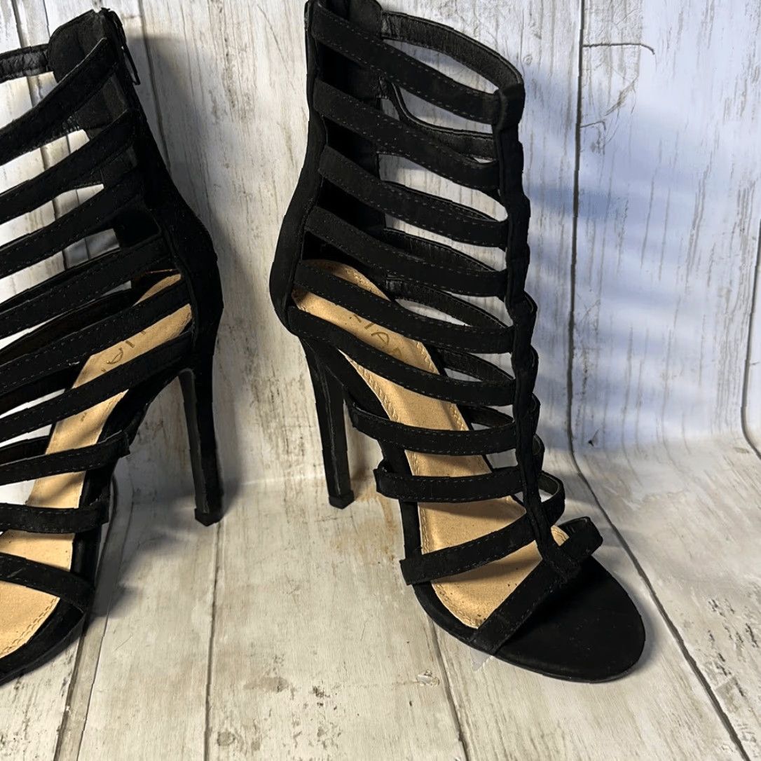 Vintage Liliana Nikia-14 Women’s Black Peep Toe Criss Cross Stiletto Heels size 6 Size US 6 / IT 36 - 4 Thumbnail