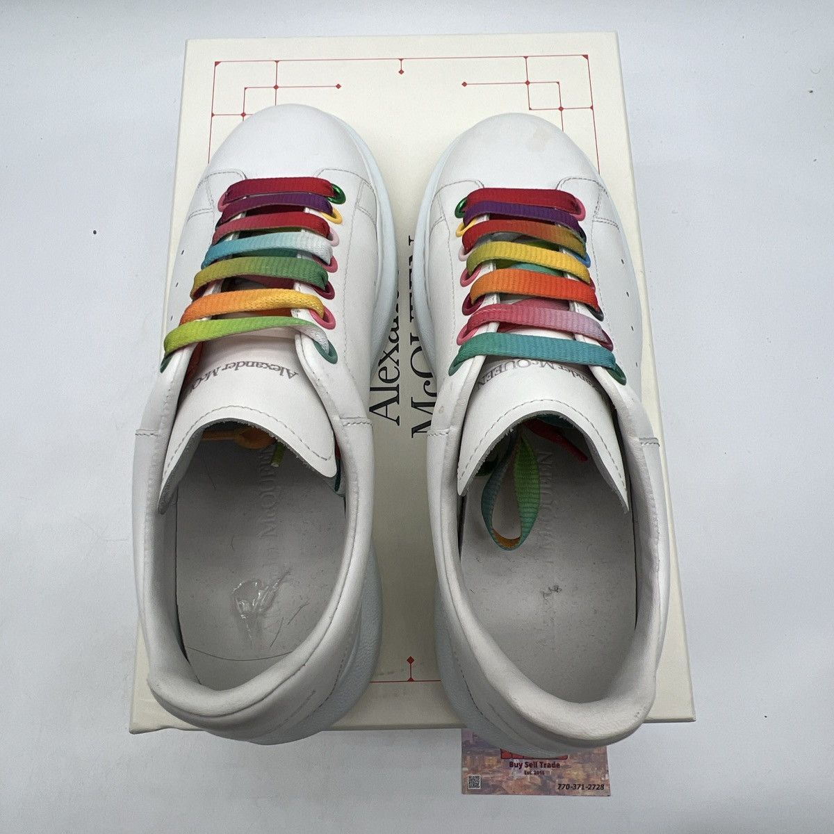 Alexander McQueen Alexander McQueen Oversized Sneaker White Rainbow Size US 7 / EU 40 - 6 Thumbnail
