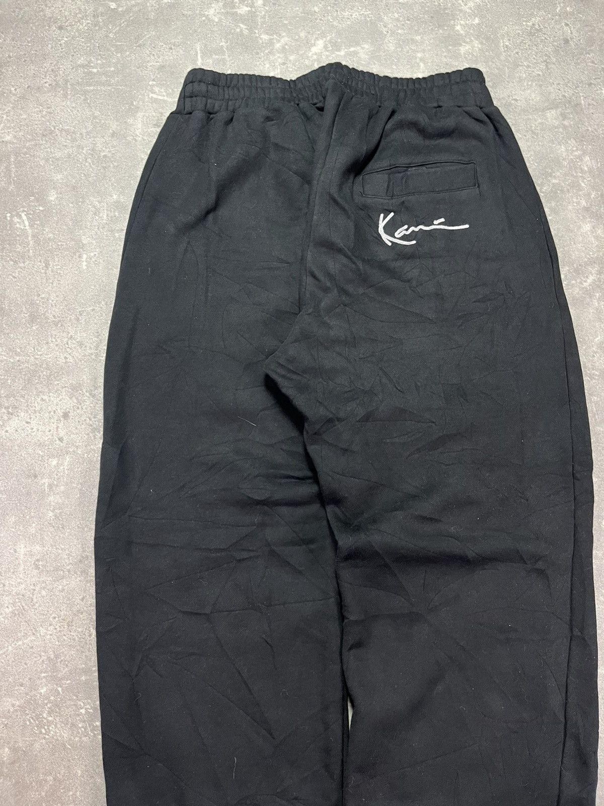Karl Kani Karl Kani Vintage Embroidered Printed Baggy Sweatpants L Size US 34 / EU 50 - 11 Thumbnail