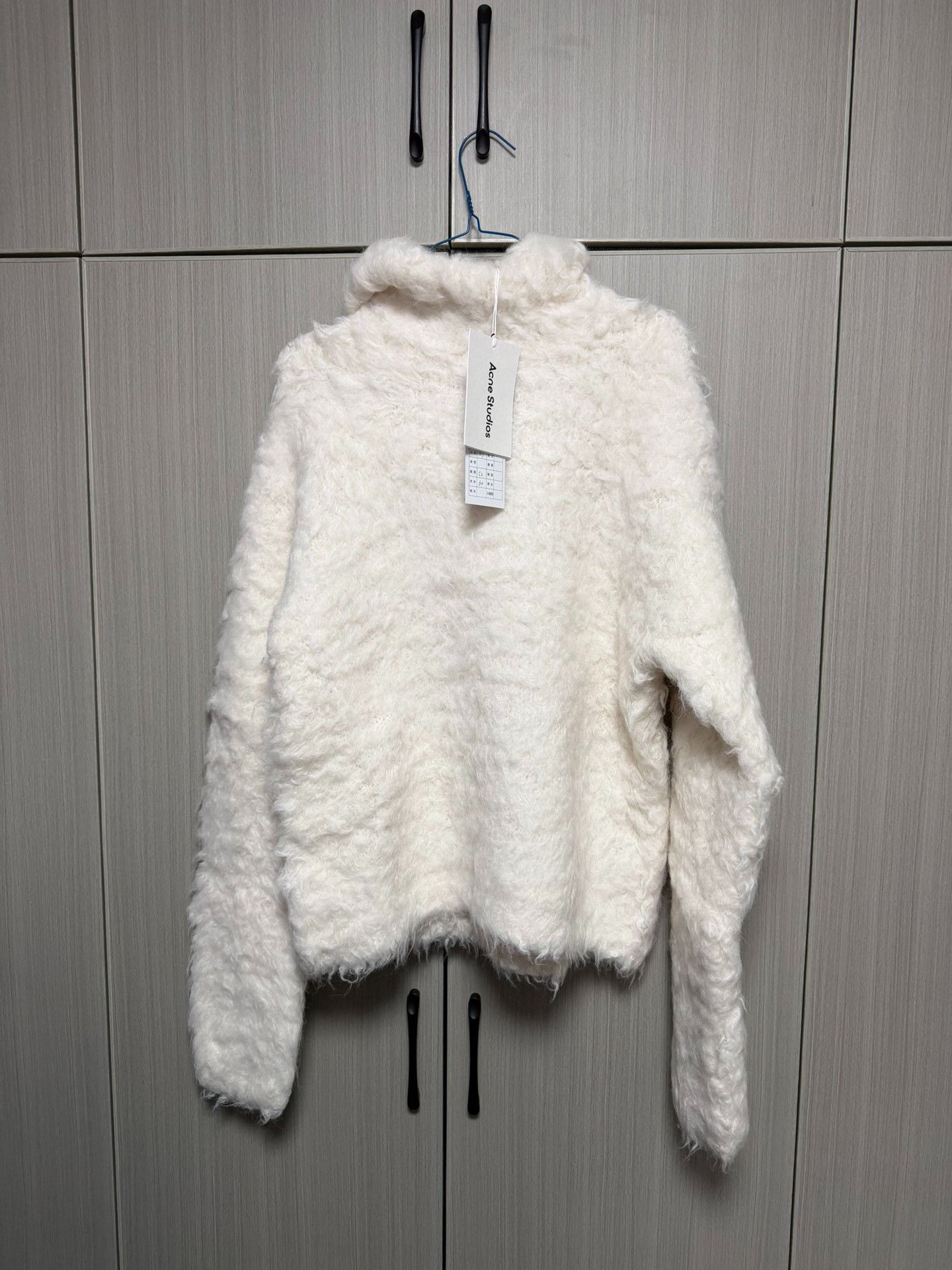 Acne Studios Acne Studios White Hoodie XS Women Size XS / US 0-2 / IT 36-38 - 1 Thumbnail